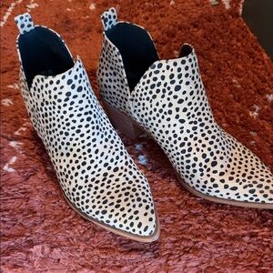 Tan and Black Women's Ankle Boots